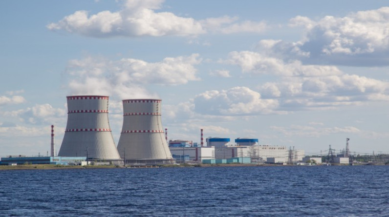 أمريكا وروسيا تتسابقان على إنشاء مفاعلات نووية في مصر